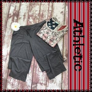 Athletic pants, size L